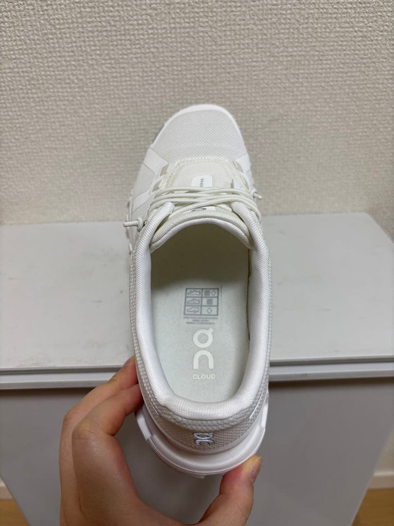 On Cloud 6 ランニングシューズ 24cm 女性