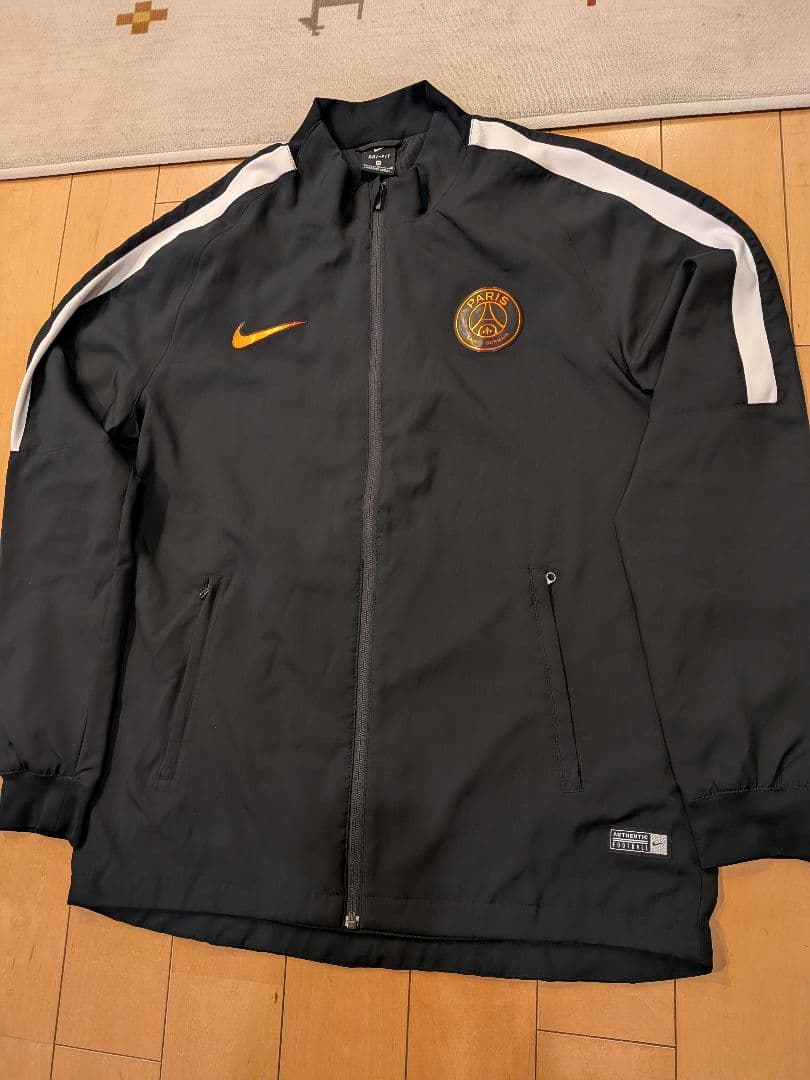 Nike Paris Saint-Germain ウーブンスーツジャージセット
