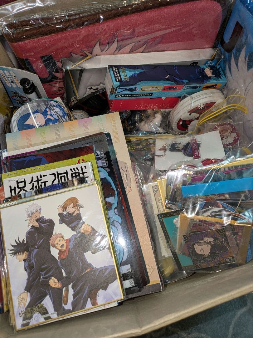 呪術廻戦　グッズ　まとめ売り　1000個以上　ノンジャンル