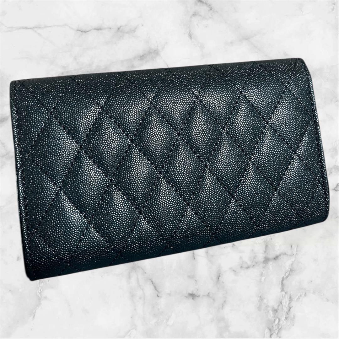 2/5まで限定出品　キルティングバッグ　ショルダー　ブラック　チェーン　ゴールド