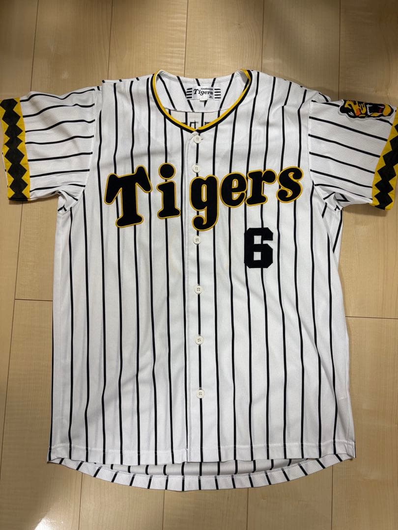 阪神 輝流　ユニフォーム 金本 L 復刻　鉄人