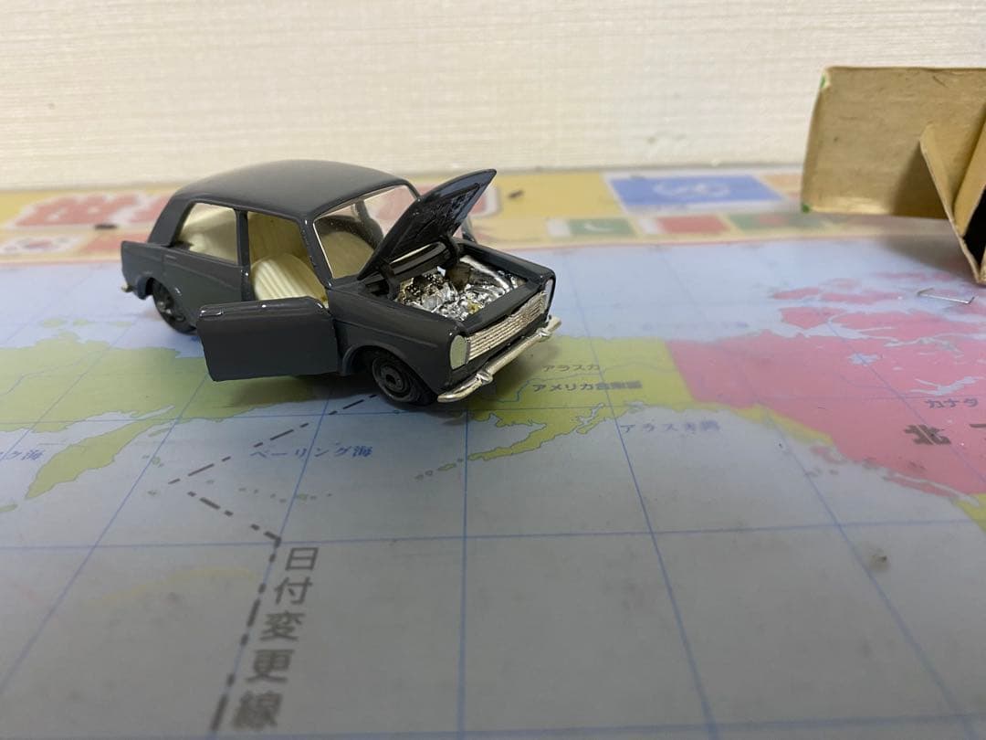 【希少】ソ連製 ミニカー イノチェンティ モーリス IM3 1/43 箱付き