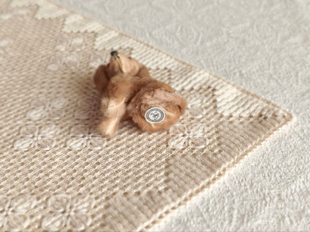 【misen2014さま】vintage ୨୧ リアルファーのおすましワンちゃん