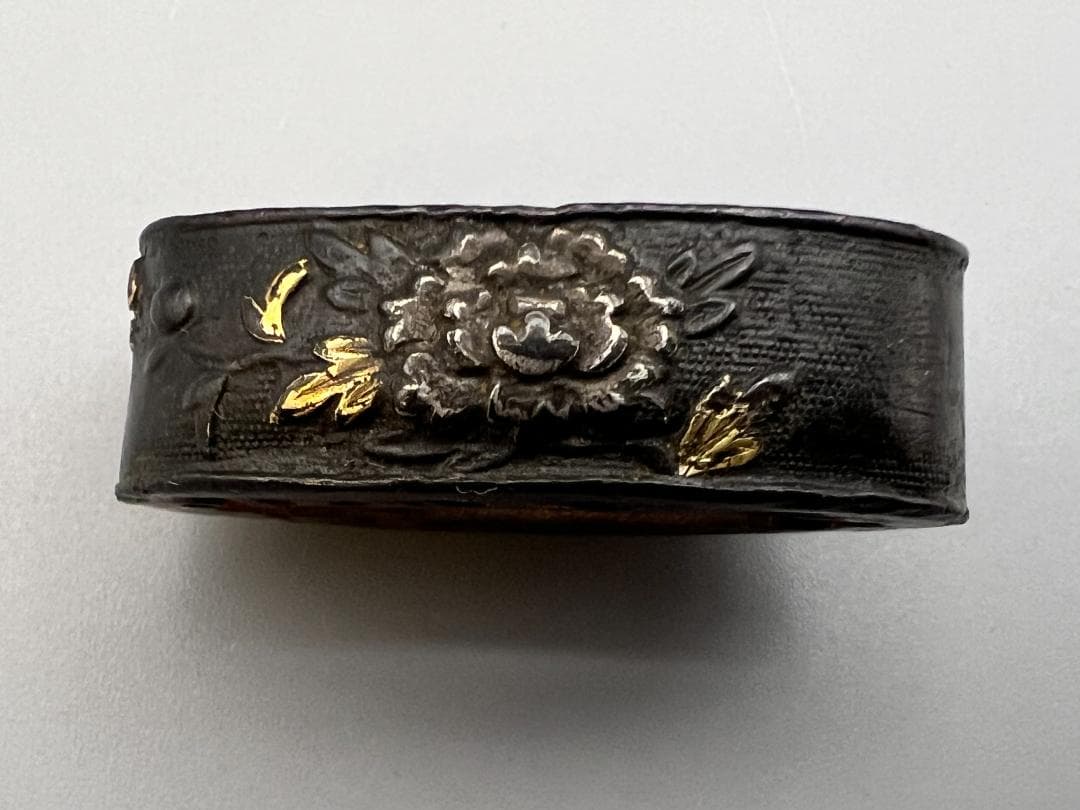 【海】江戸明治期　日本刀装具　花図　梅　松　金象嵌　縁頭　４点　骨董品　美術品