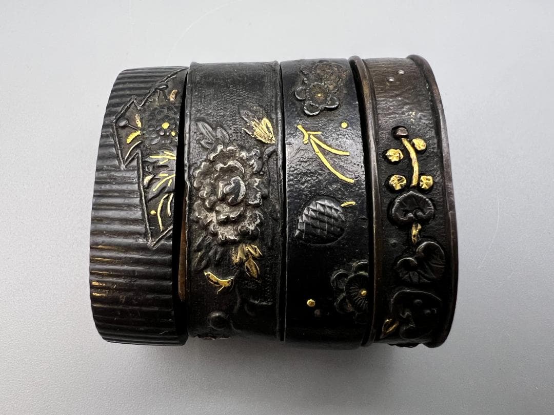 【海】江戸明治期　日本刀装具　花図　梅　松　金象嵌　縁頭　４点　骨董品　美術品