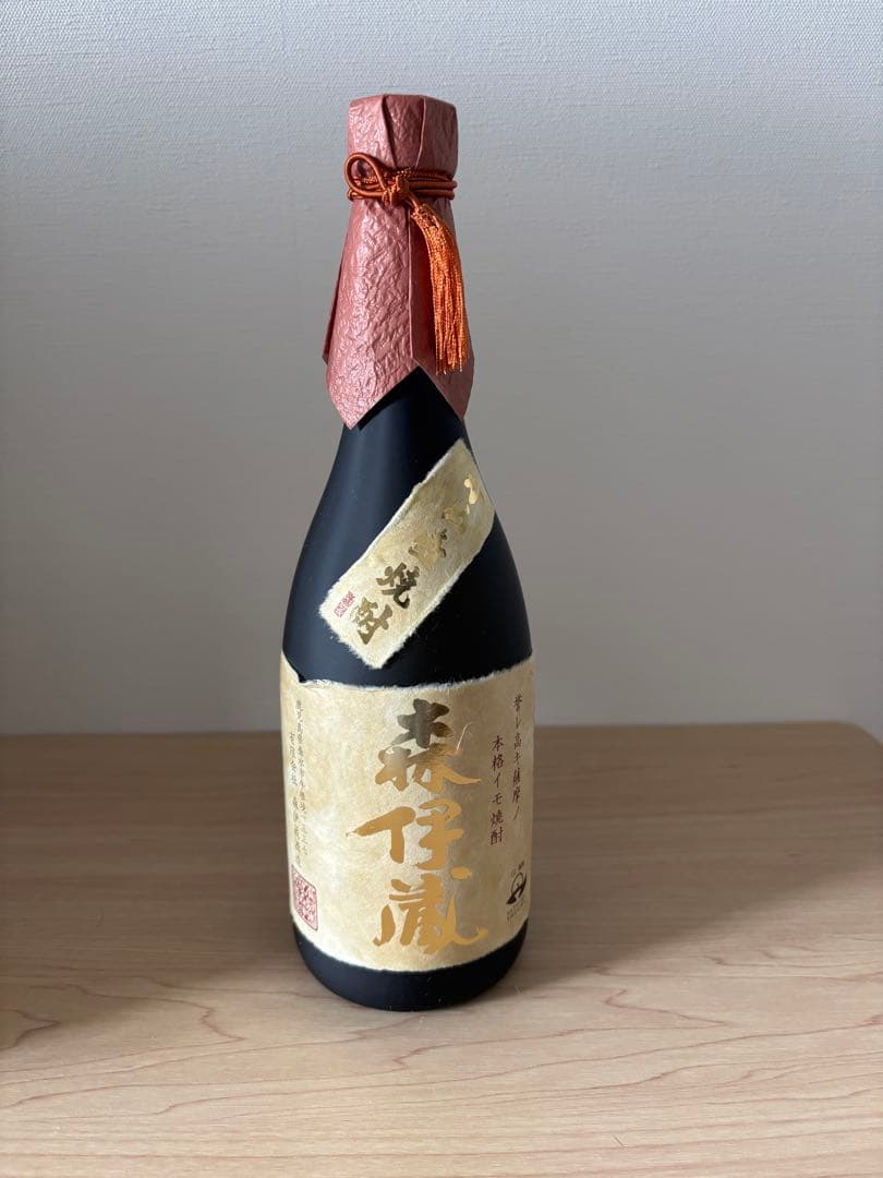 森伊蔵　金ラベル　かめ壺焼酎 720ml 箱付