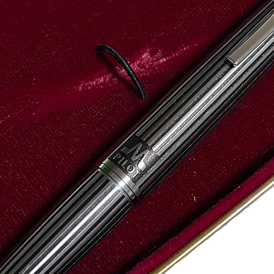 超美品 PILOT パイロット ミュー ストライプ 万年筆 インク付き