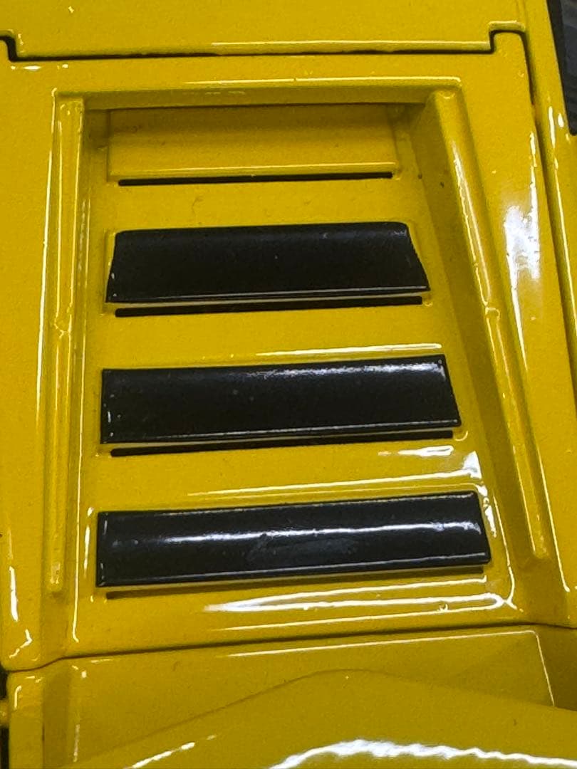 ランボルギーニ イエロー 1/24