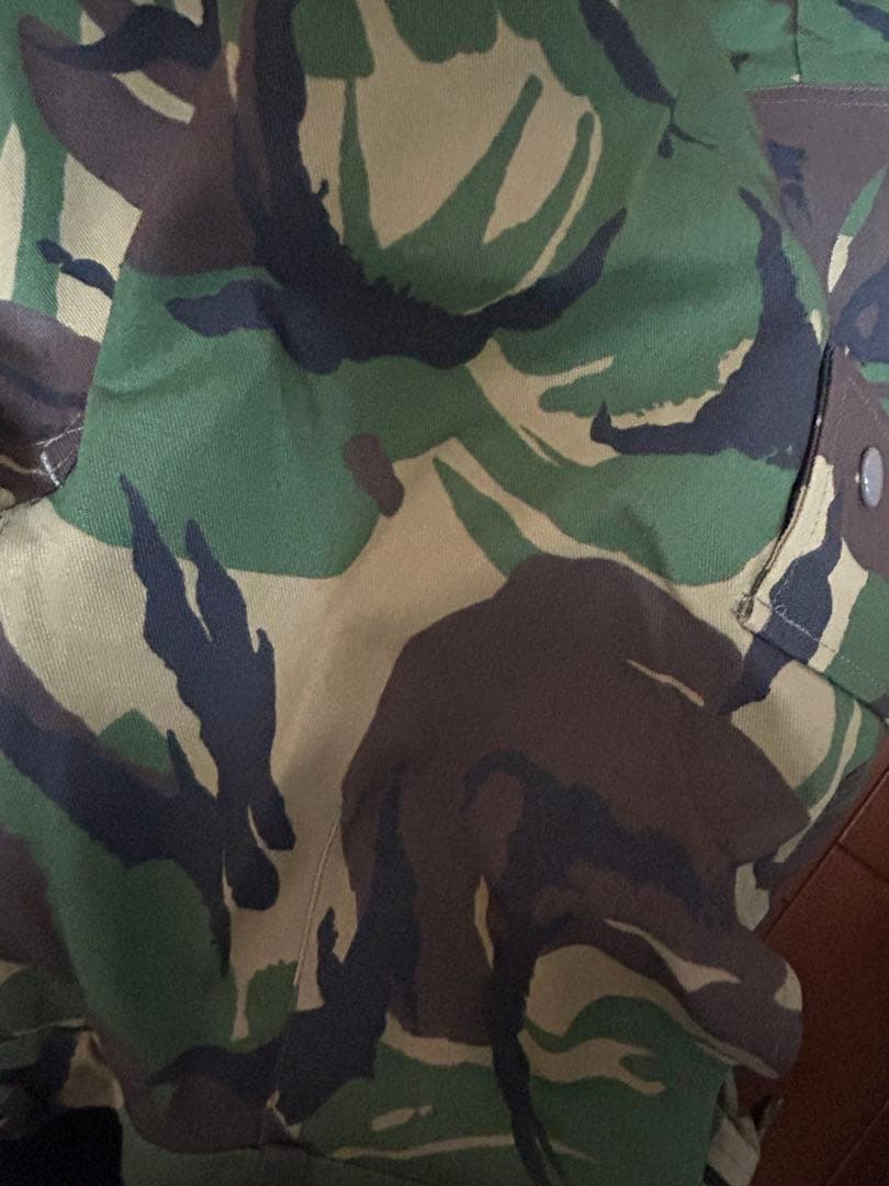 迷彩カーゴパンツ 軍パン　イギリス軍　軍パン　迷彩　サバゲー