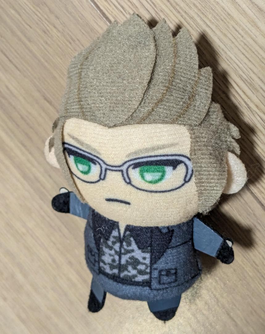 ファイナルファンタジーXV フィンガーマスコットパペラ　グラディオラス　イグニス