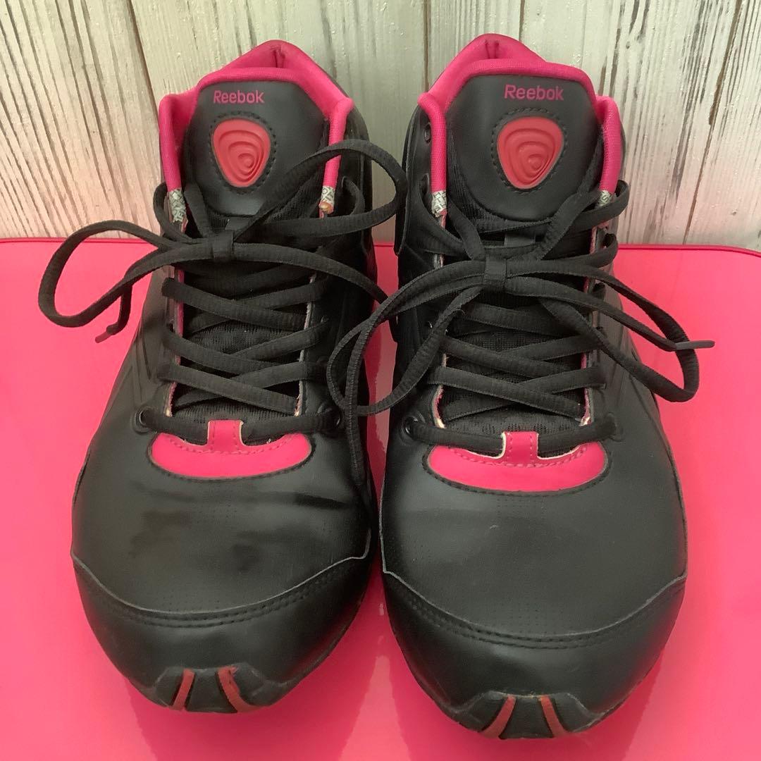 美品Reebok イージートーンハイカットシューズ ブラック/ピンク26センチ