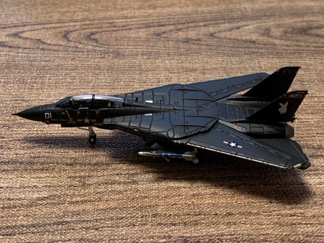 1/200 ホーガンウイングス　F-14A VX-4 ブラックバニー
