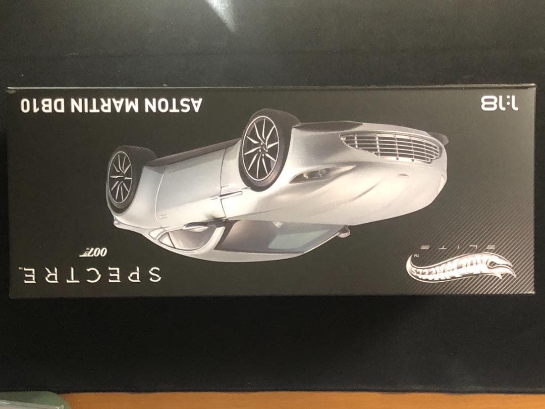 MATTEL 1/18 アストンマーチン DB10 007