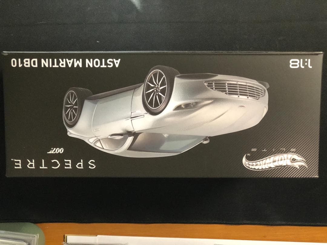 MATTEL 1/18 アストンマーチン DB10 007