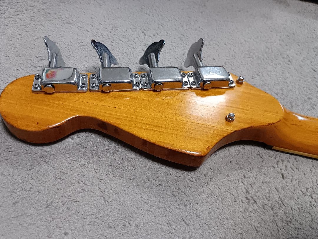 【メンテナンス済み 交換部品多数】Kawai カワイ エレキベース ケース付き