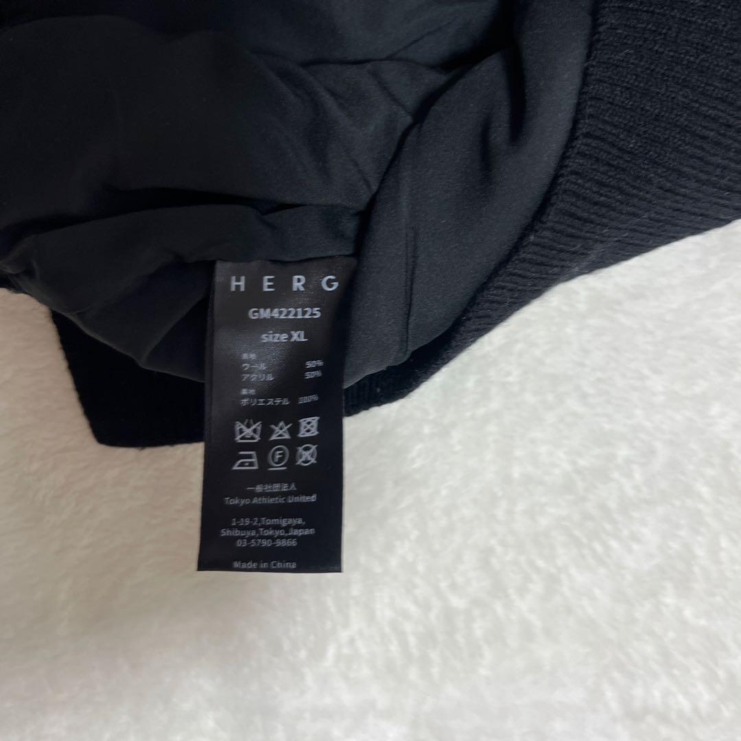 HERG1 ニットベスト