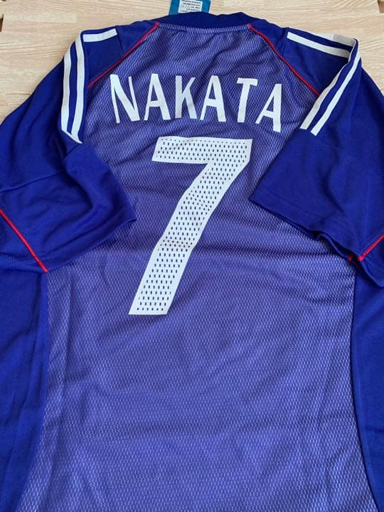 新品未使用タグ付き　日本代表　2002 中田英寿　ユニフォーム　背番号7