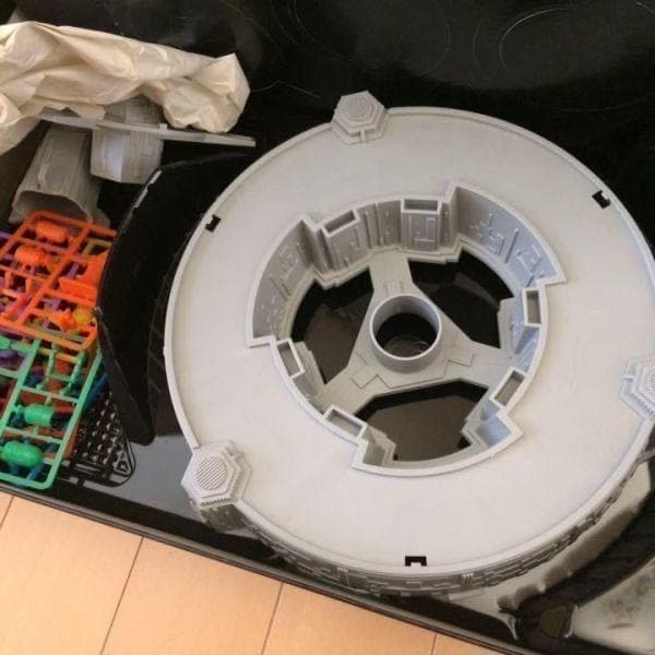 送料無料　未使用・未開封　スター・ウォーズ ビデオ(VHS)付き ボードゲーム