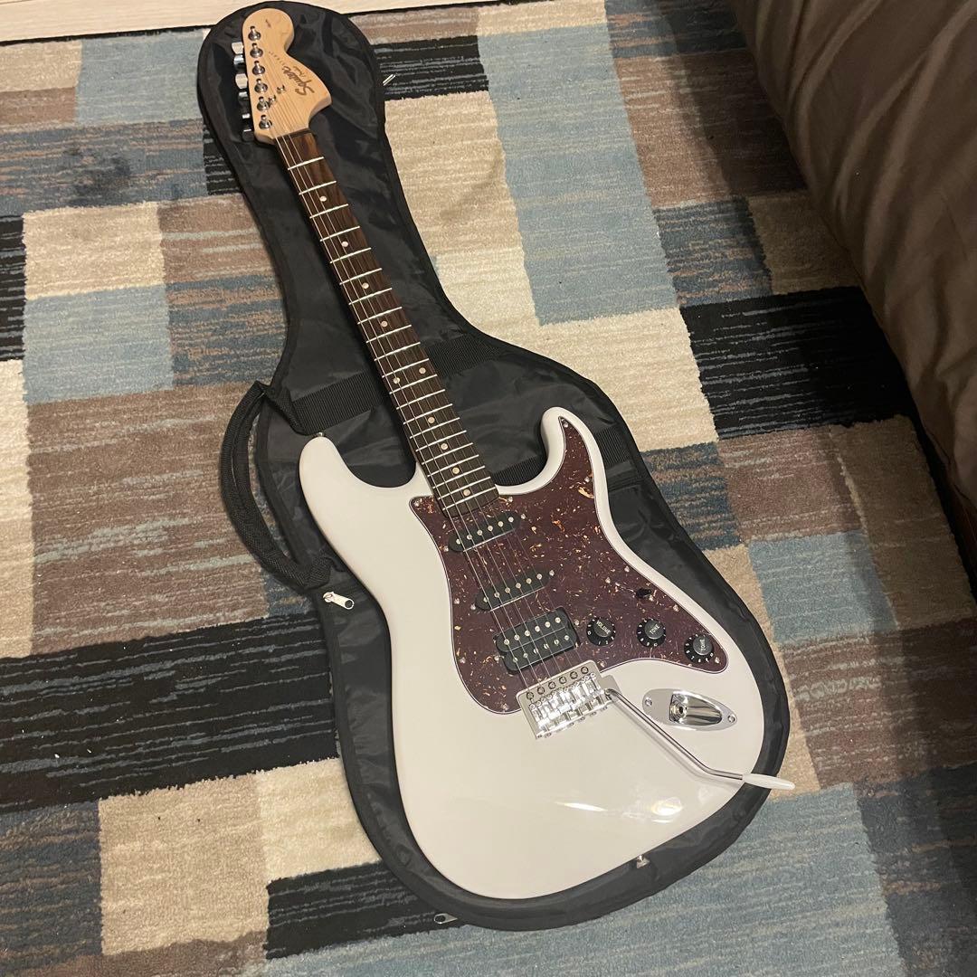 ギター Squier Fender Stratocaster Affinity HSS
