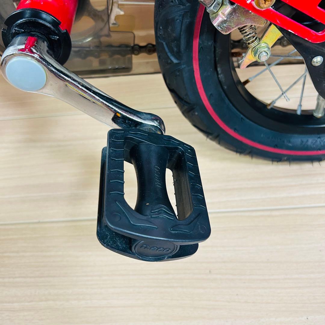 へんしんバイク12インチ レッド　赤 タイヤ溝たっぷり！