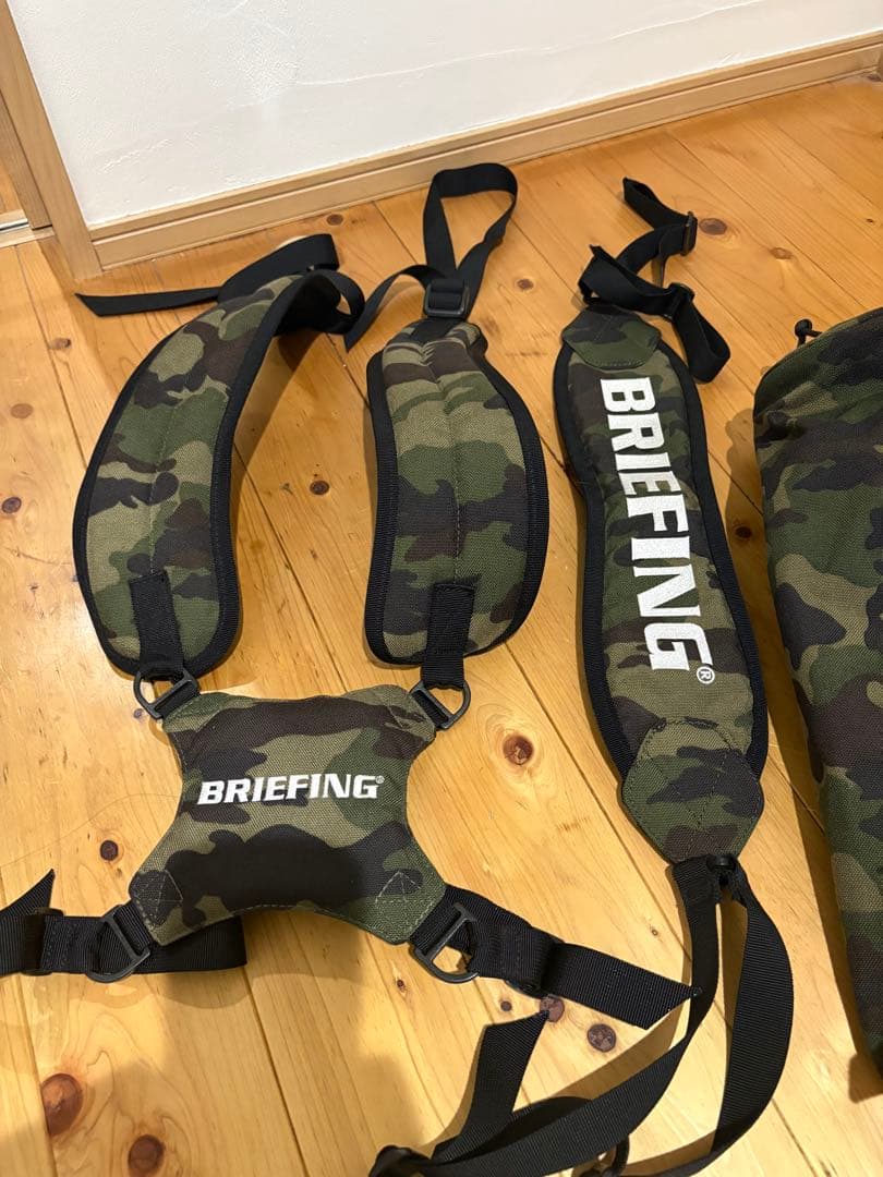 BRIEFING スタンド キャディバック　CR-4 迷彩　ブリーフィング