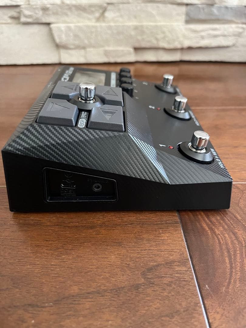 ZOOM G2 FOUR ギターエフェクター