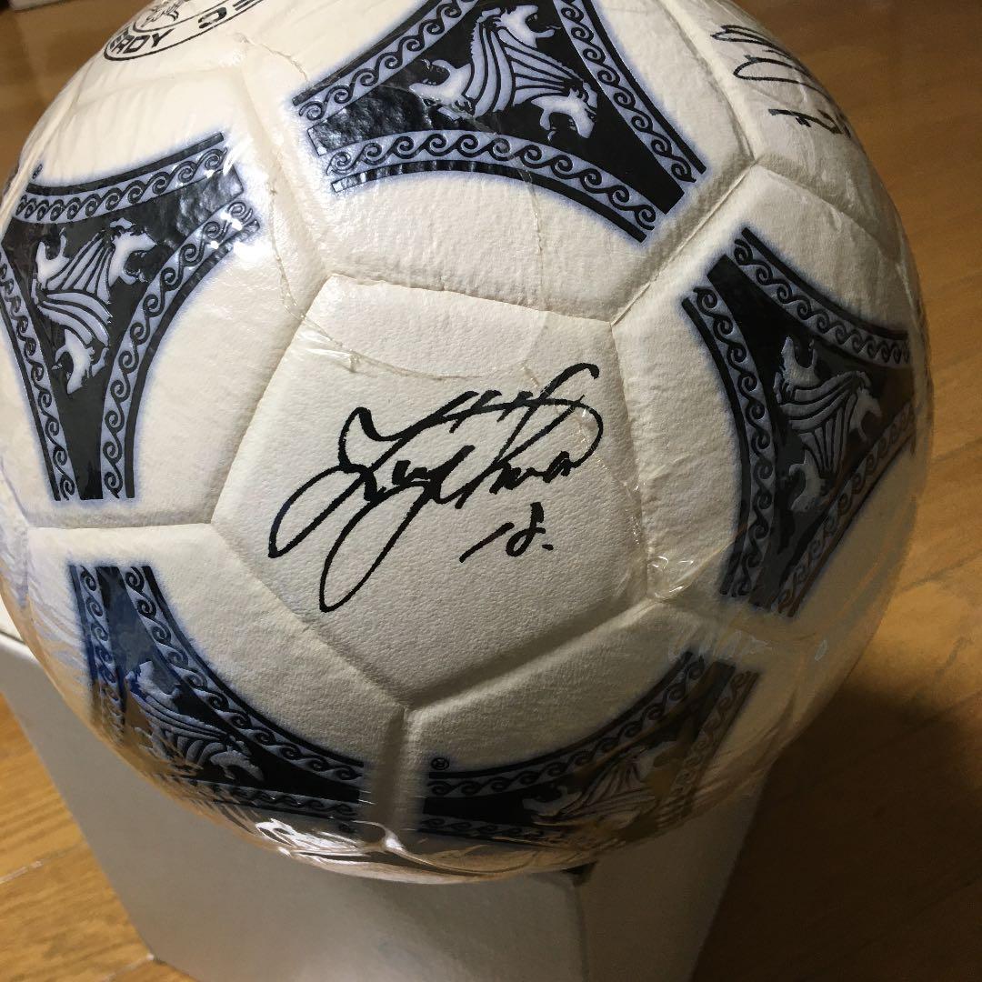 ワールドカップモデル'90 サイン入りとナビスコカップのリストウォッチ　レア物