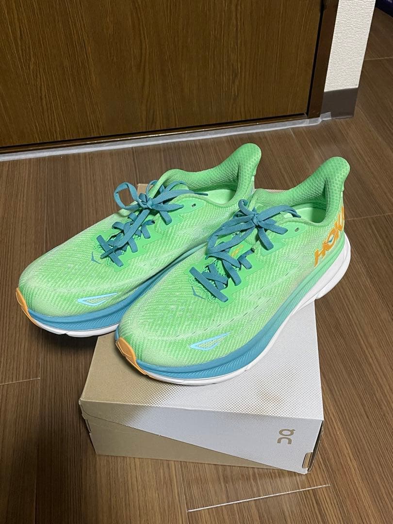 ホカオネオネ クリフトン9 26cm hoka clifton9