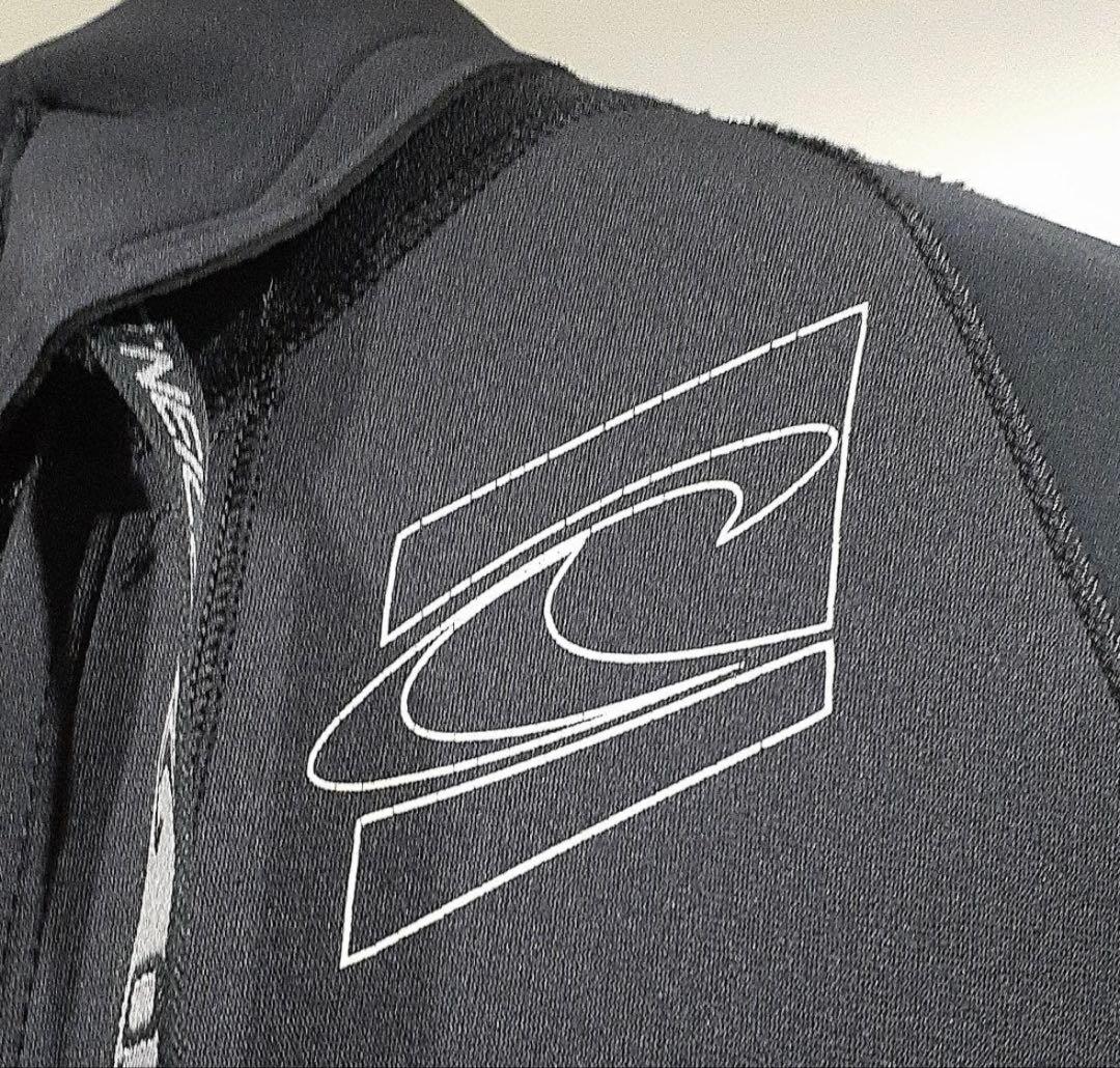 O'NEILL ブラック フルスーツ ジッパー付き