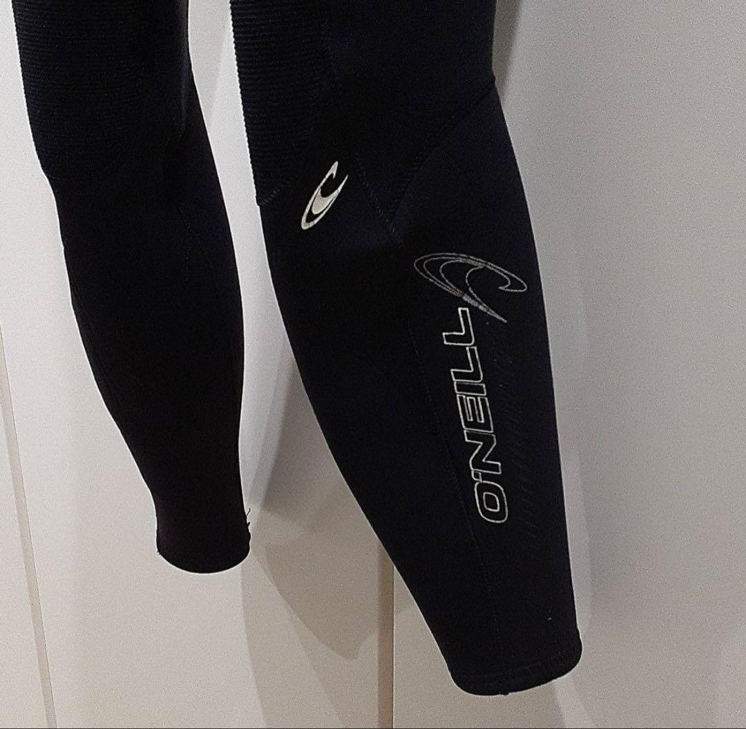 O'NEILL ブラック フルスーツ ジッパー付き