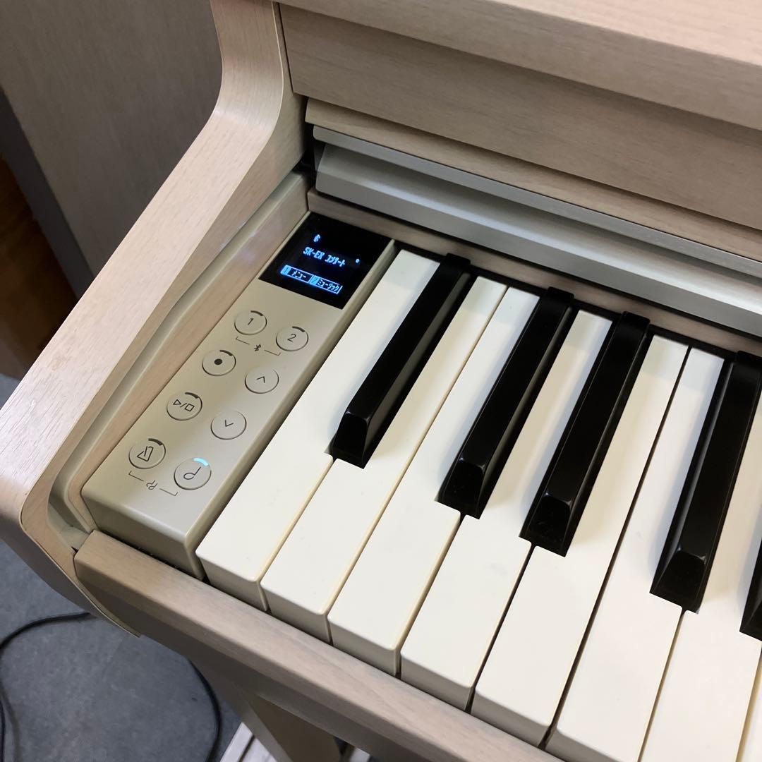 美品　KAWAI　電子ピアノCN201A　2024年10月購入品　ホワイト
