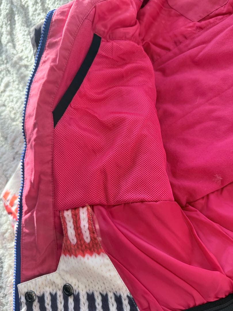 ROXY スノーボードウェア S 女性用　ニット柄