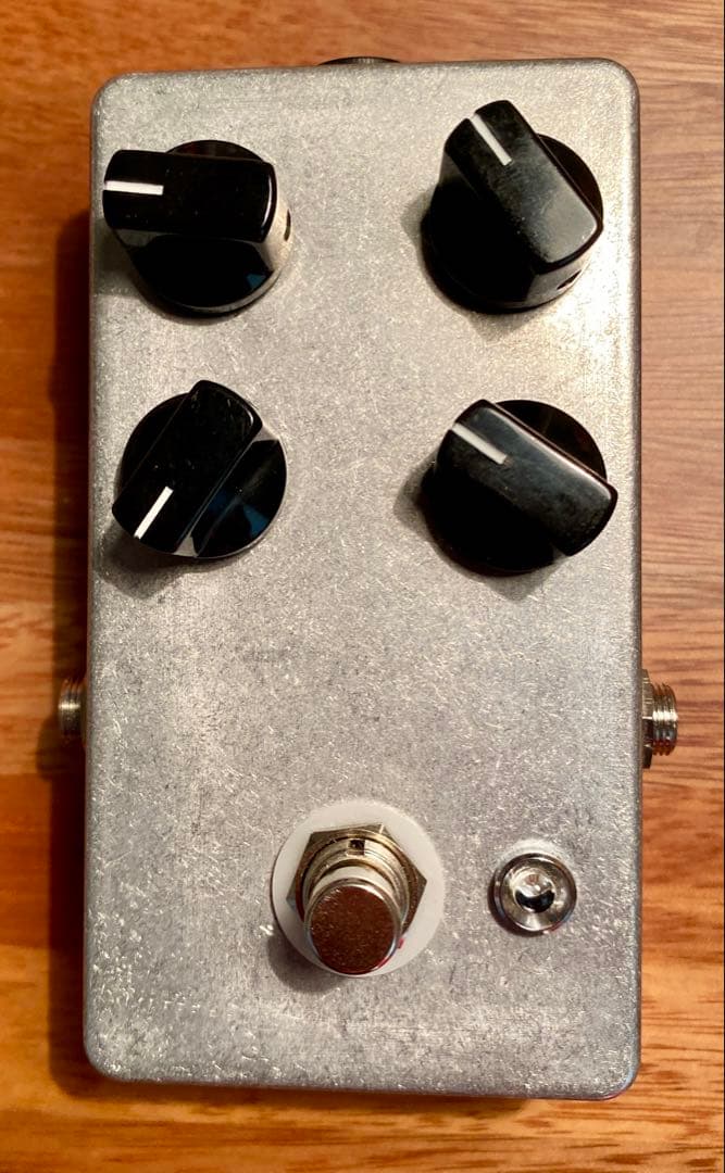 Suspended4th INVERSIONに贈る蛇目Fuzz Factory改