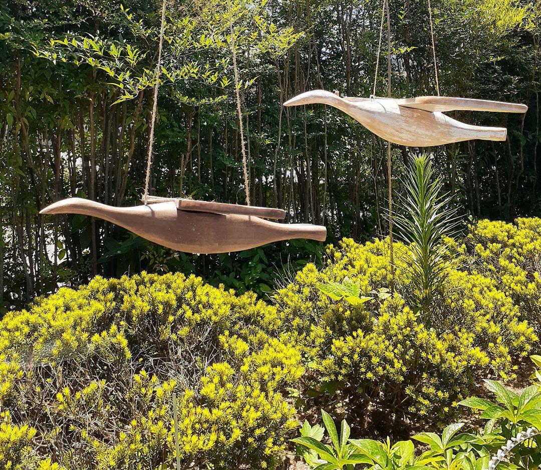 木製　フライングバード　2羽セット