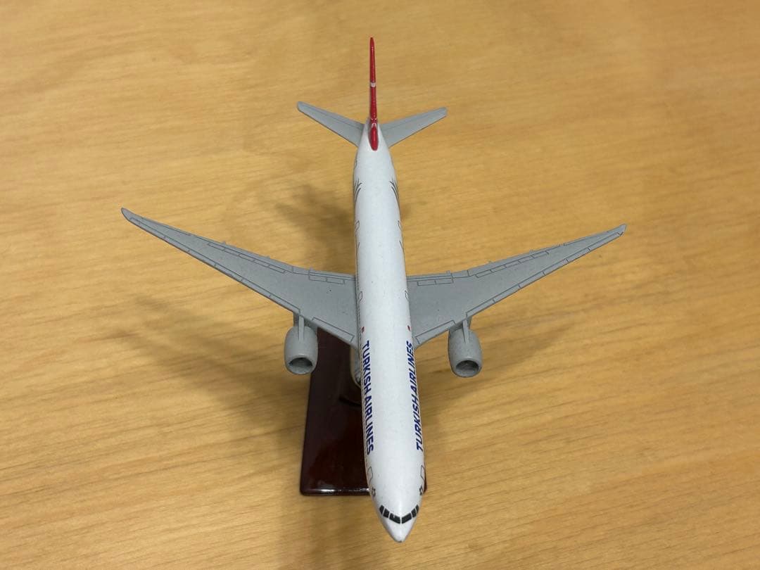 トルコ航空 航空機モデル 約30cm スタンド付き
