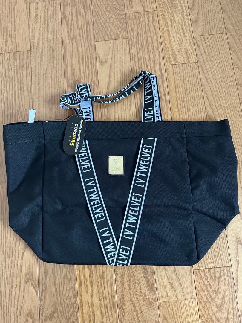 値下　V12 ブラックトートバッグ 新品未使用