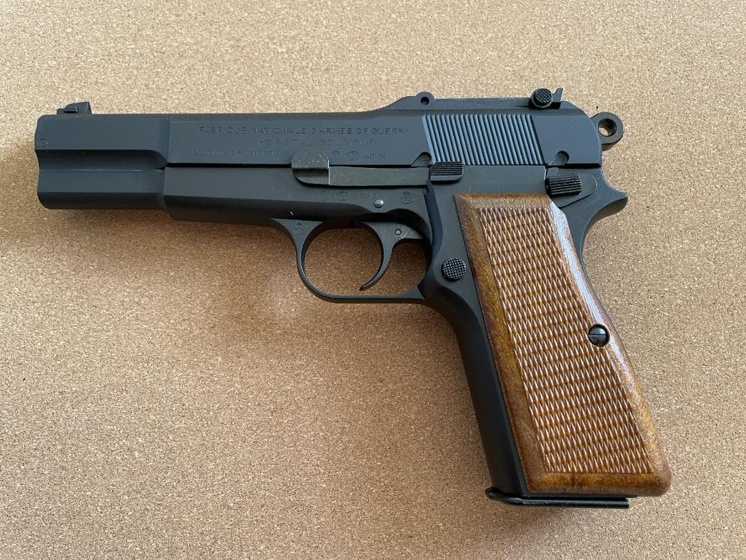 Browning Hi-Power Military ガスガン ヘビーウェイト