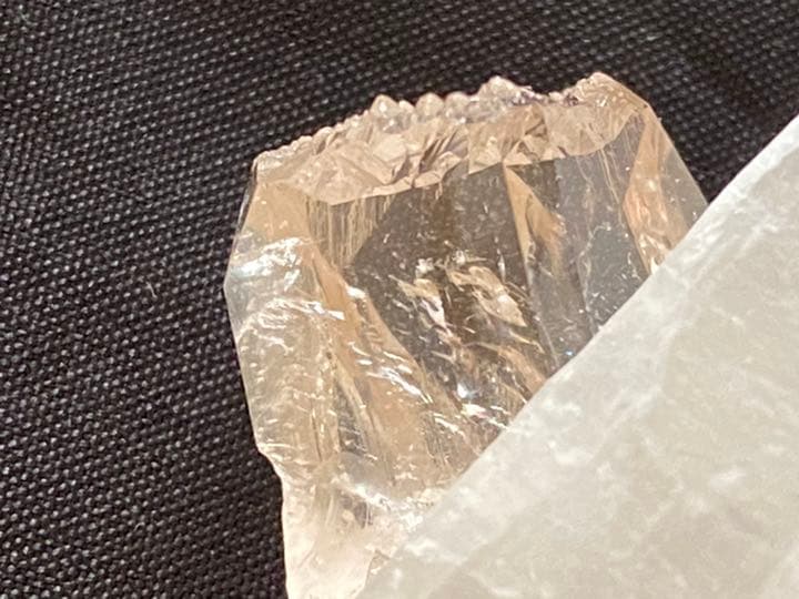 トパーズ　on 水晶　36.7g