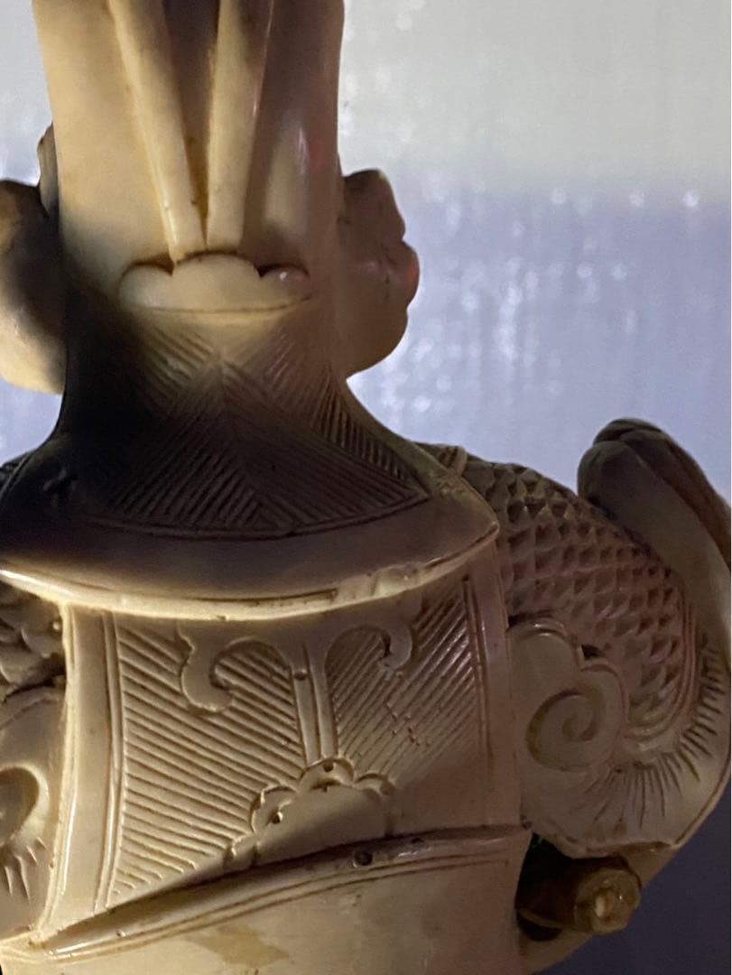 天然素材　騎馬武将像 木製台座付き　骨董