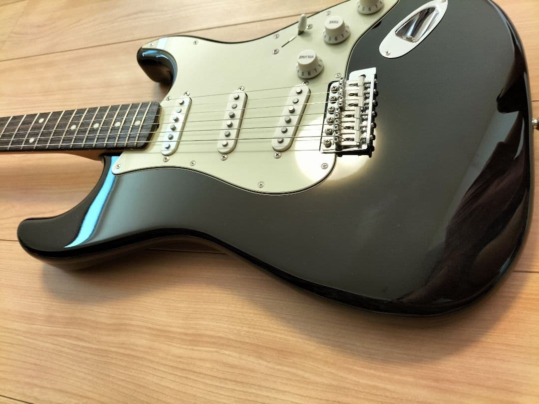 ギター fender MIJ Made in Japan Traditional 60s