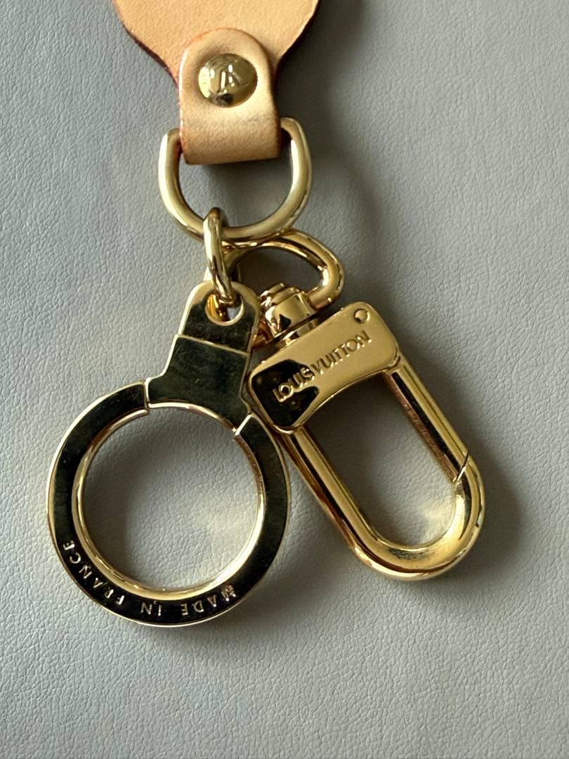 Louis Vuitton クマ型キーホルダー