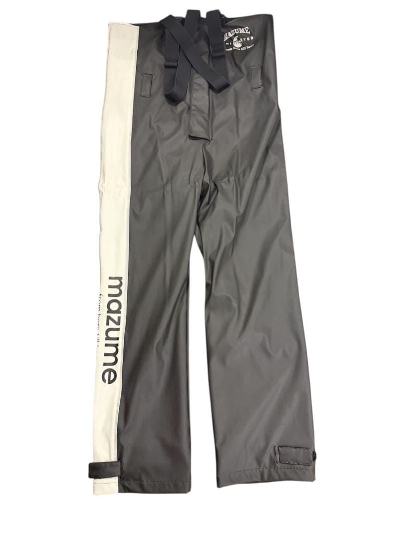 mazume ウェア 黒/白 フード付き