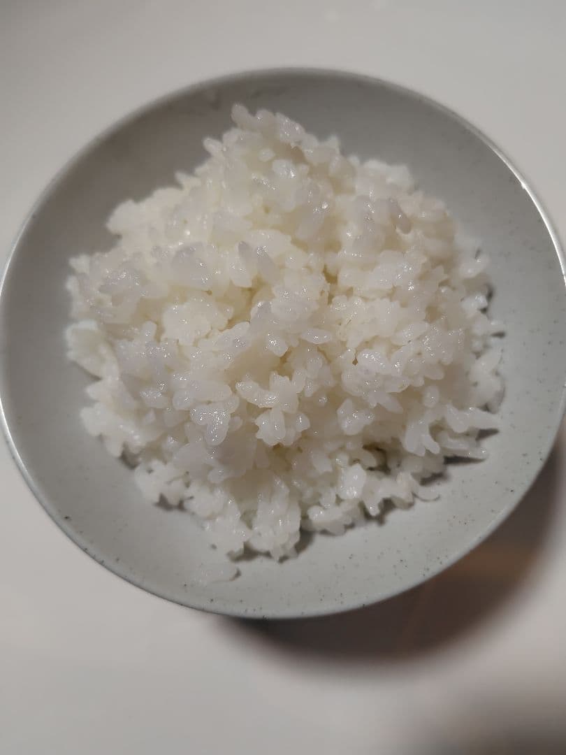 令和５年度産（古米）１０月収穫　 長野県産コ シヒカリ　玄米保管　１９キロ