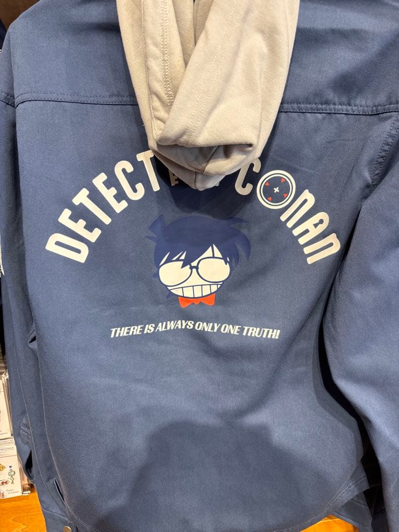 USJ 限定　名探偵コナン　フード付きジャケット　L