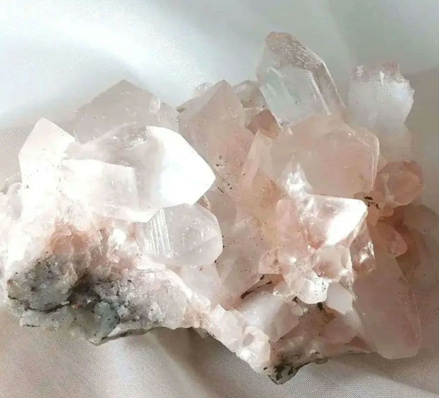 愛の女神❇️マニカラン産 ピンク&グリーン クォーツ クラスター