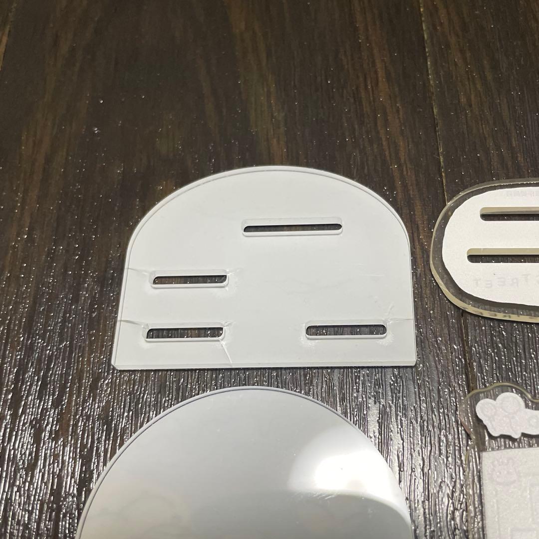 うさぎ　グッズ　マスコット　缶バッジ　キーホルダー　アクスタ　まとめ売り