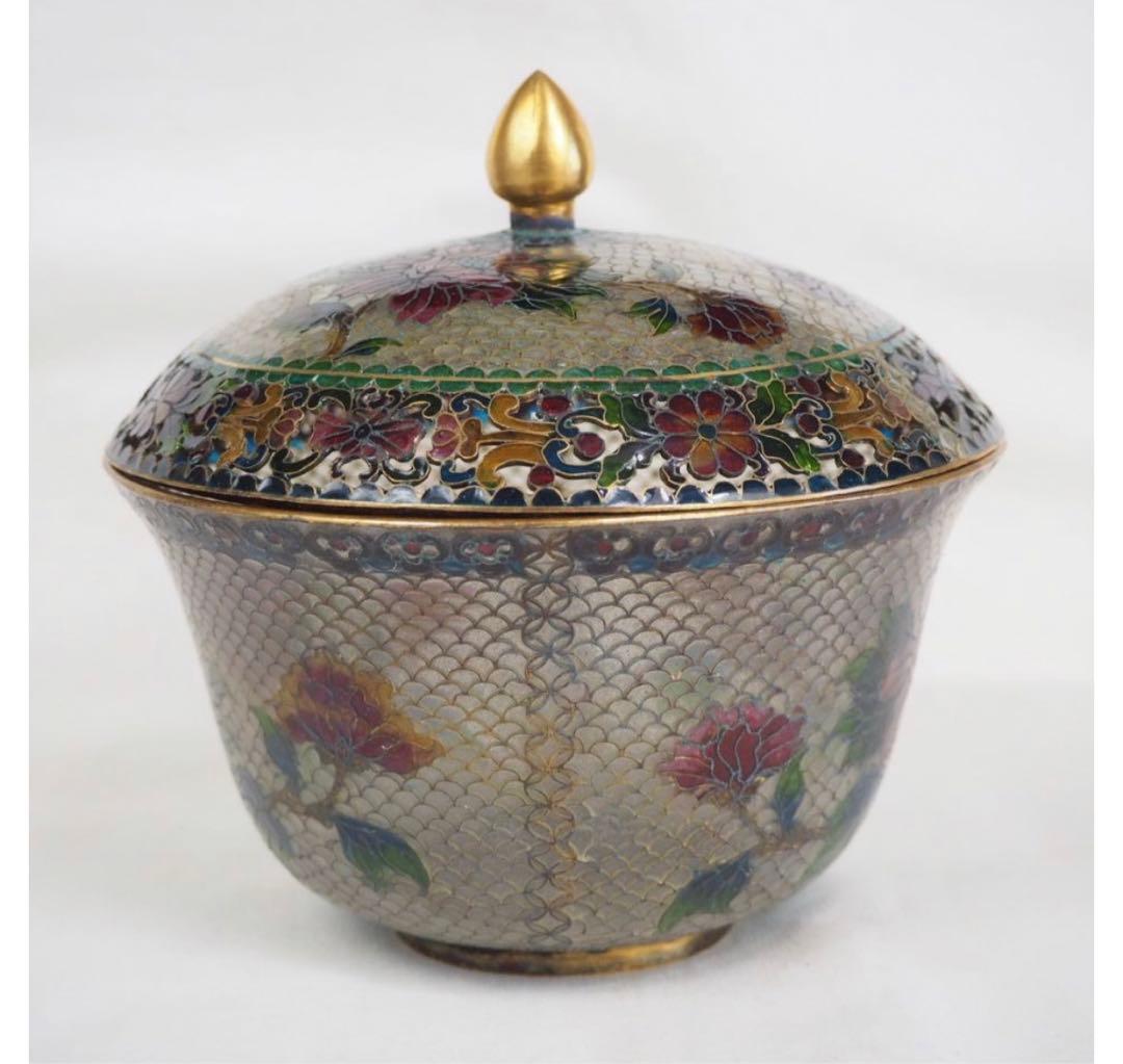 送料無料　時代物　省胎七宝蓋物　高12.5ｃｍ