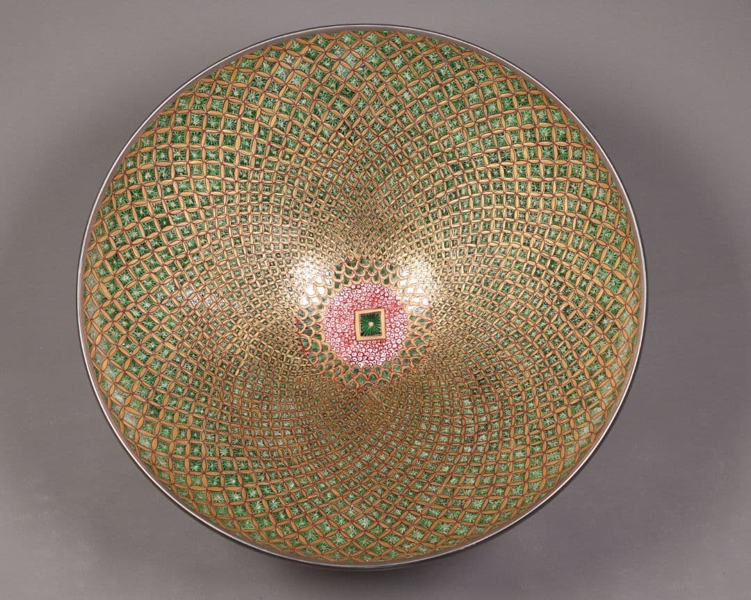 有田焼 龍右衛門 染錦金地紋 深鉢 幅40cm 小紋づくし 大鉢 MA203