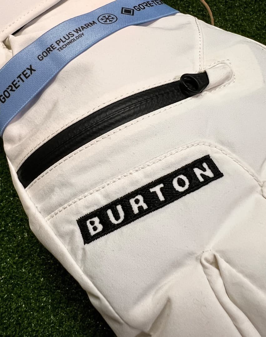 Burton GORE-TEX アンダーグローブ【StoutWhite】Mサイズ