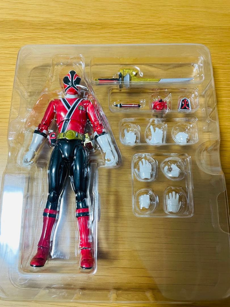 限定値下★S.H.フィギュアーツ シンケンレッド　侍戦隊シンケンジャー